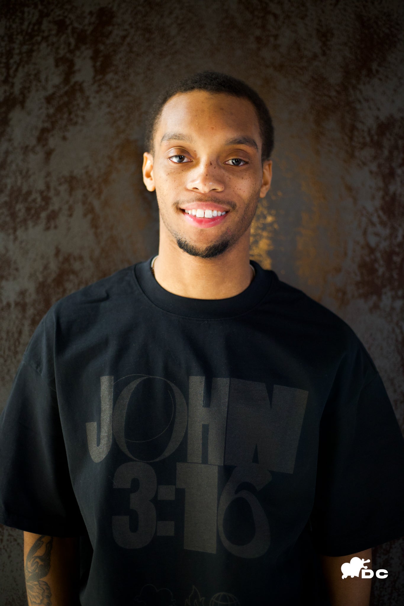 JOHN 316 Tee — Black/Black
